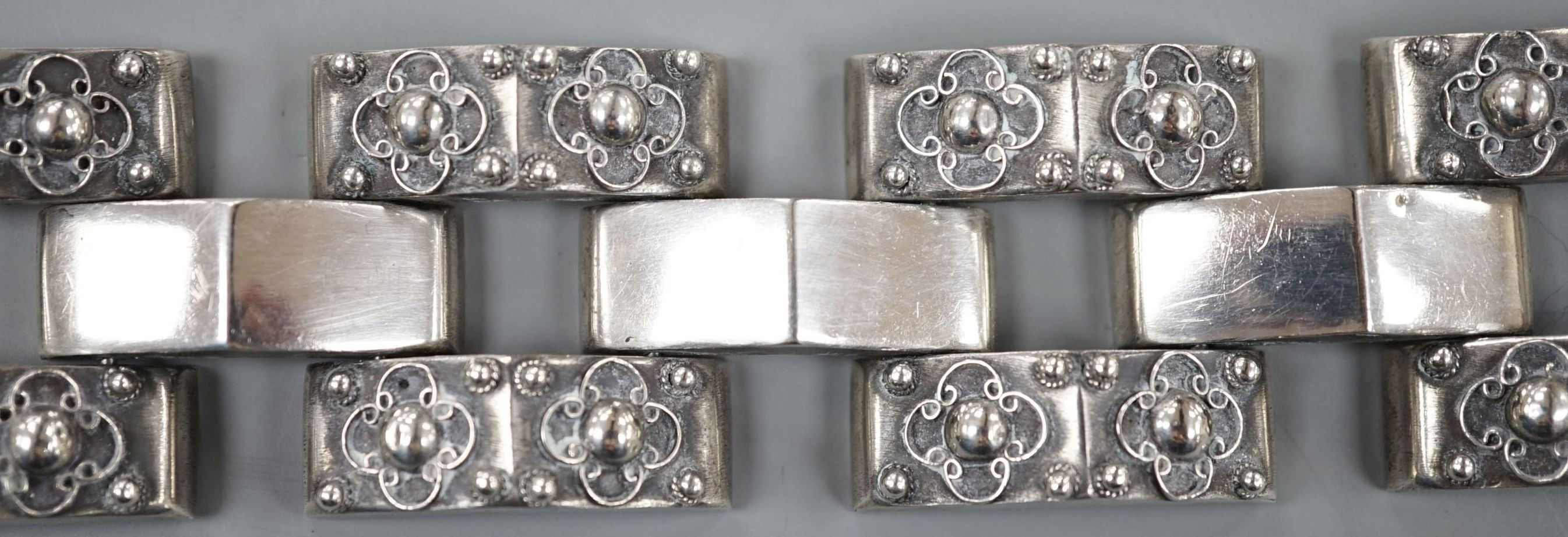 A large Mexican white metal bracelet, approx. 17cm, 72 grams.